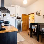 Apartman Unikalny Z 2 Sypialniami Oraz Parkingiem Victus By Renters Sopot
