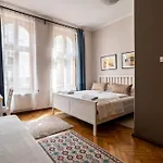 Unikalny Z 2 Sypialniami Oraz Parkingiem Victus By Renters Apartman